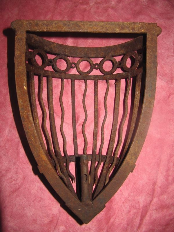 Early 20th century wrought iron wall lamp