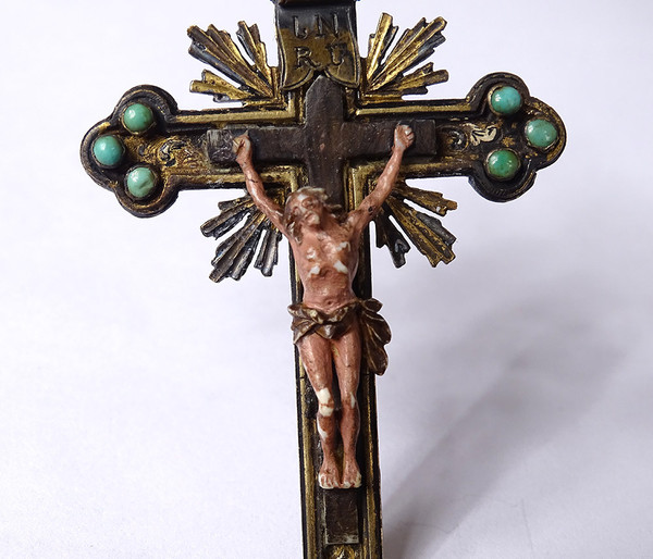 Petit Crucifix Autriche Vienne Croix Argent émaillé Turquoises Christ XIXè