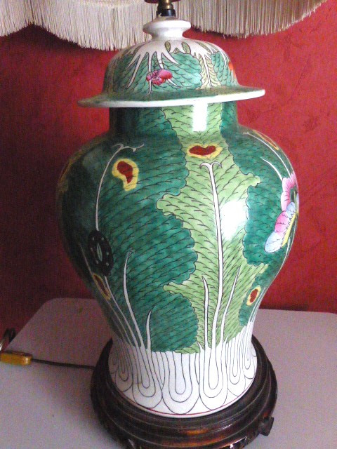 19th century Chinese porcelain ginger vase lamp