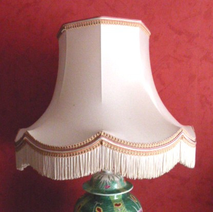 19th century Chinese porcelain ginger vase lamp