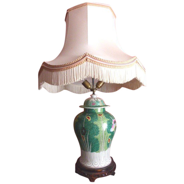 19th century Chinese porcelain ginger vase lamp