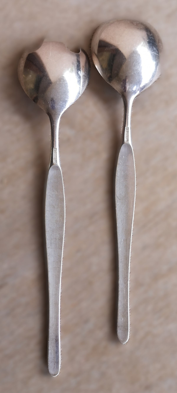 Cutlery for serving salad Duo model creation by TAPIO WIKKALA for Christofle (2 pieces)