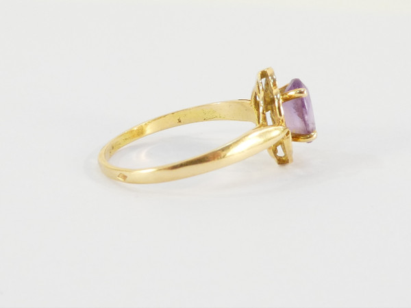 18-karat yellow GOLD ring with amethyst