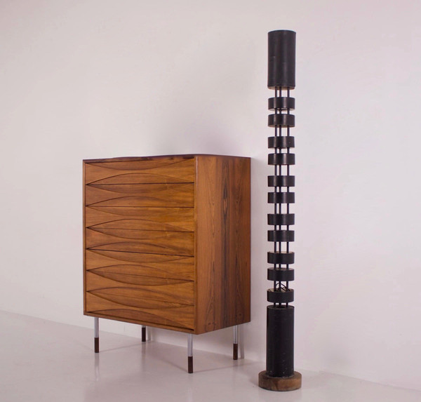 Weekly chest of drawers in rosewood, Arne Vodder.