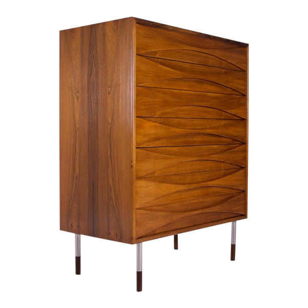 Weekly chest of drawers in rosewood, Arne Vodder.