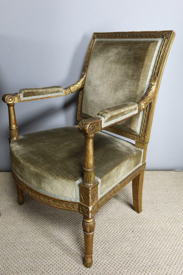 Directoire period living room