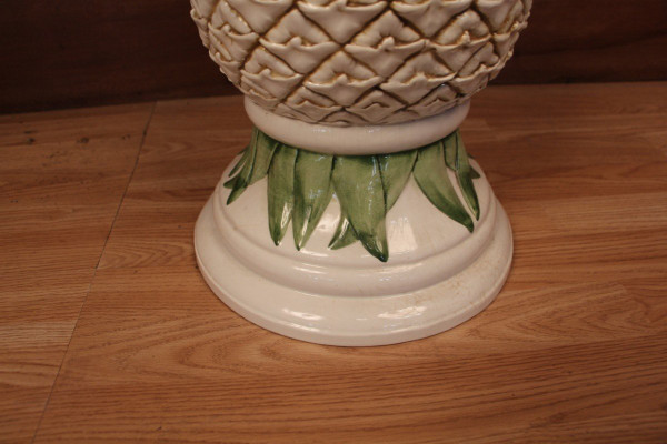 Column With Its Earthenware Pot Cover, Pineapple Model