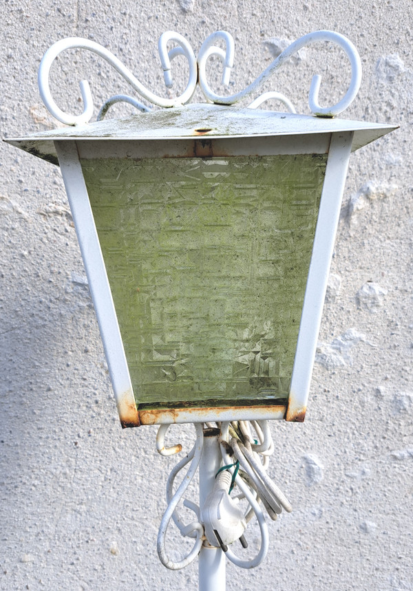 Lampadaire en fer forgé année 70 pour salon de jardin extérieur