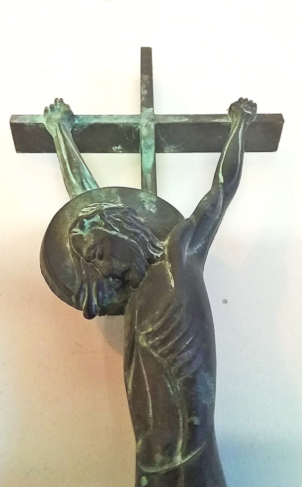 Christ sur croix en bronze début XXème