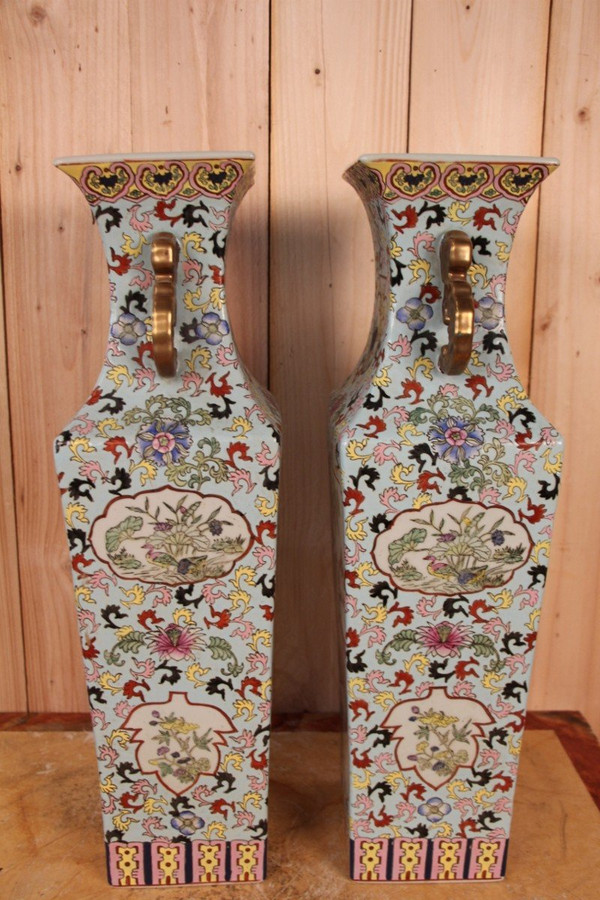 Large Pair Of Late 19th Century Chinese Porcelain Vases ( 62 Cm Height )