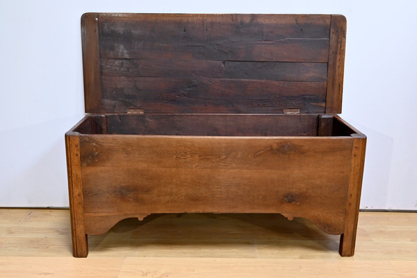 Large Oak Chest - Late 19th century