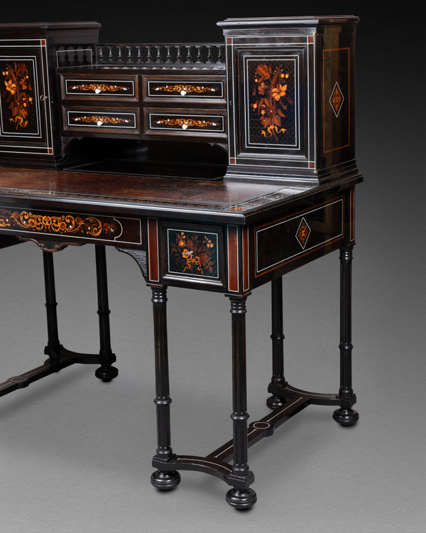 Bureau estampillé Charles Hunsinger (1823 - 1893) 