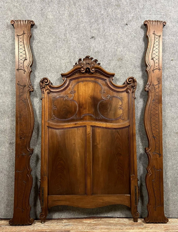 Louis XV style Rocaille center bed in walnut circa 1880