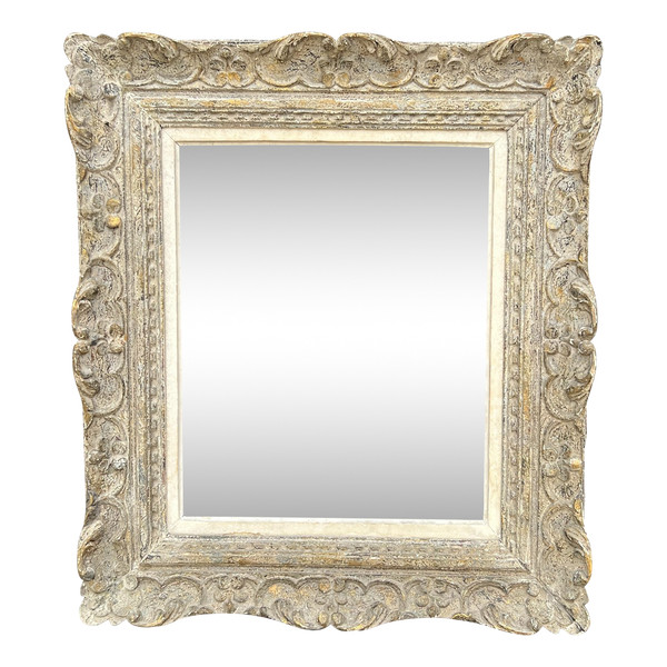 ANCIENT MONTPARNASSE FRAME IN SCULPTTED WOOD PAINTED FOR PAINTING 47 cm x 38.5 cm