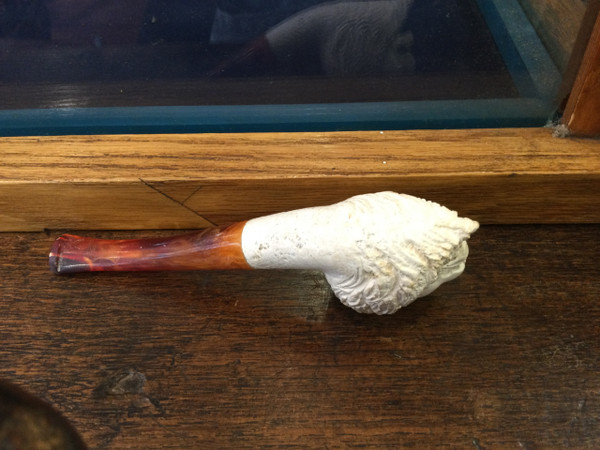 Meerschaum lion head pipe