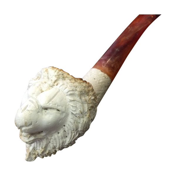 Meerschaum lion head pipe