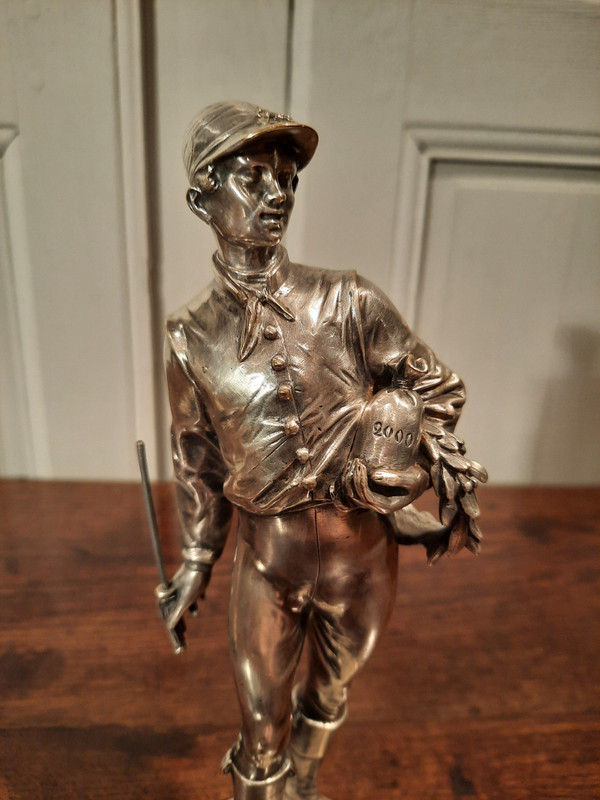 Two silver-plated bronze sculptures of Jockeys. Signed Lalouette.