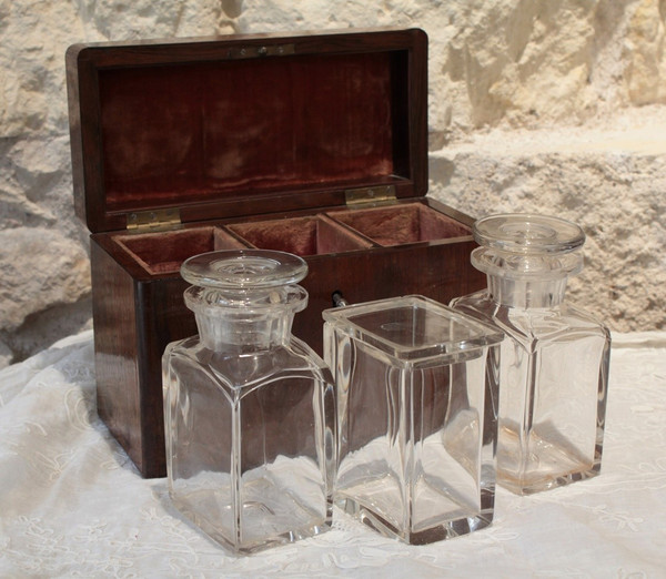 Travel tea box in veneer wood and its 3 original bottles, 19th century period