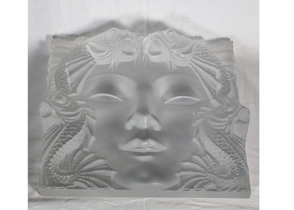 Lalique France Motif décoratif "Fontaine Poissons" ou "Masque femme" 