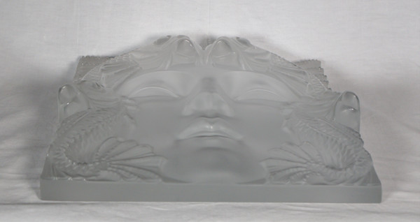 Lalique France Motif décoratif "Fontaine Poissons" ou "Masque femme" 