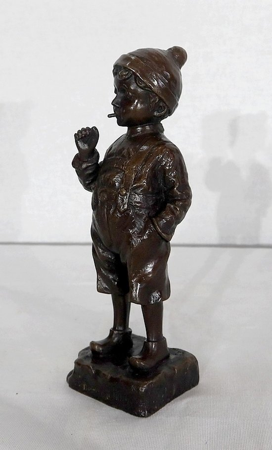 Bronze "The Little Smoker" by J. Schmidt-Felling - 2nd half of the 19th century