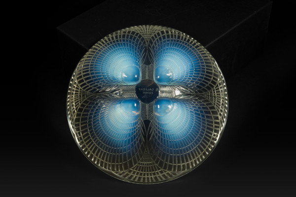 SHELL N° 1 BOWL by René Lalique