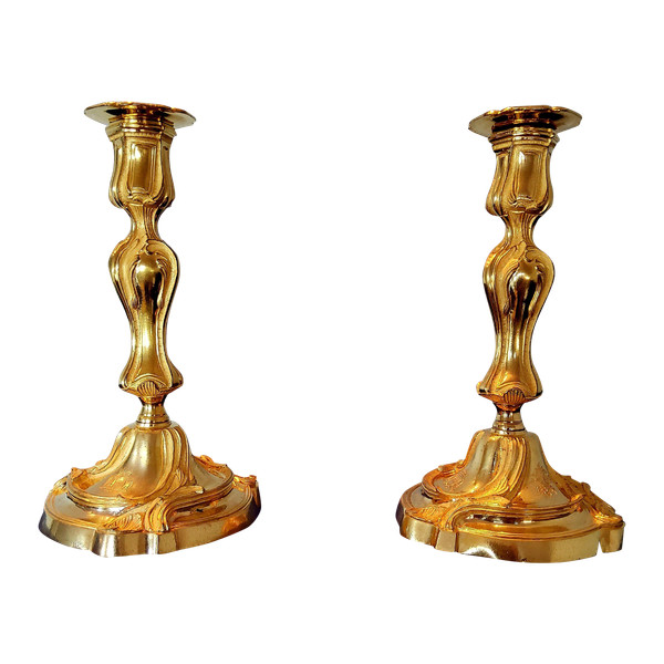 Pair of Candlesticks in Chiseled and Gilded Bronzes - Louis XV Style 