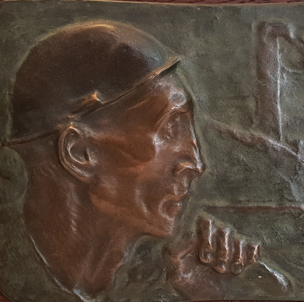 Bronzebasrelief "Der Bergmann" (1904) von CONSTANTIN MEUNIER (1831-1905)