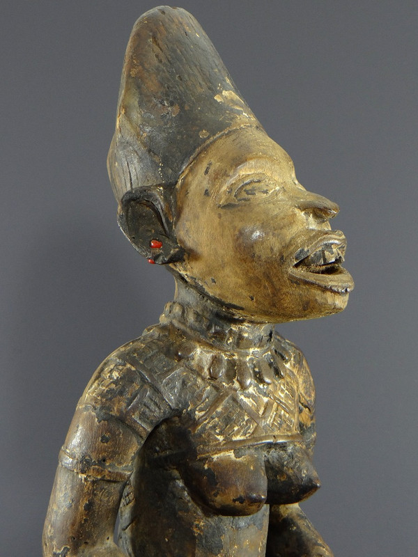 Democratic Republic of Congo, Yombe People, Carved Wooden Sculpture, 20th Century.