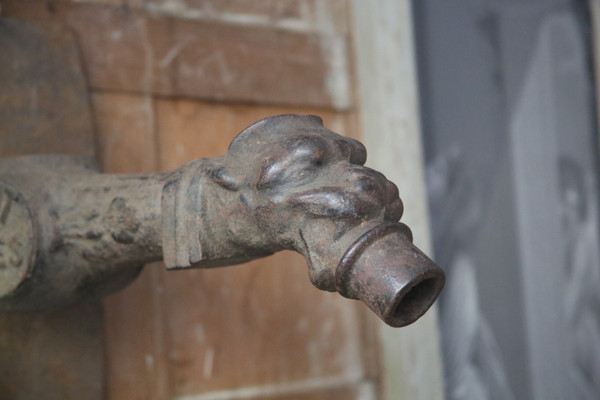 Cast iron fountain mouth or “disgument”, late 19th century. 