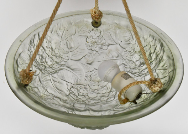 Art Deco-style suspension lamp in glass paste