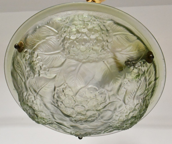 Art Deco-style suspension lamp in glass paste