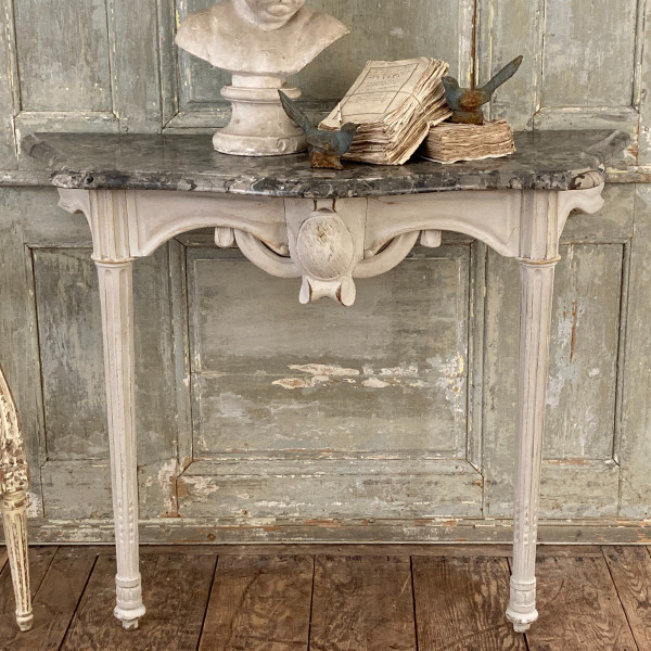 Transitional style console