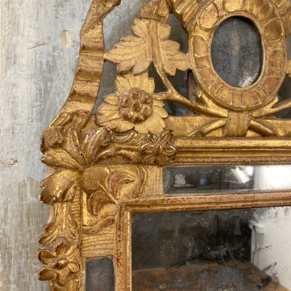 18th century mirror with glazing beads