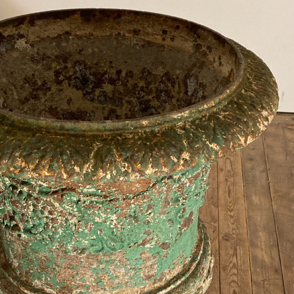 Large 19th century cast iron basin