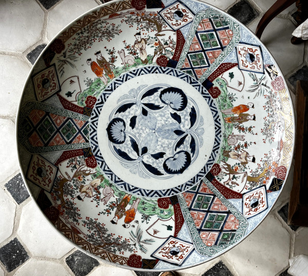 Chinese porcelain bowl