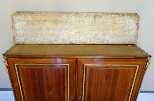 Transition period sideboard in satinwood marquetry - shallow depth - 18th century