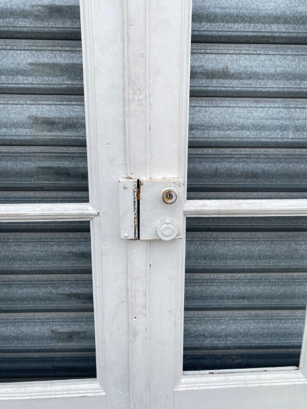 Set of four partition doors in weathered fir