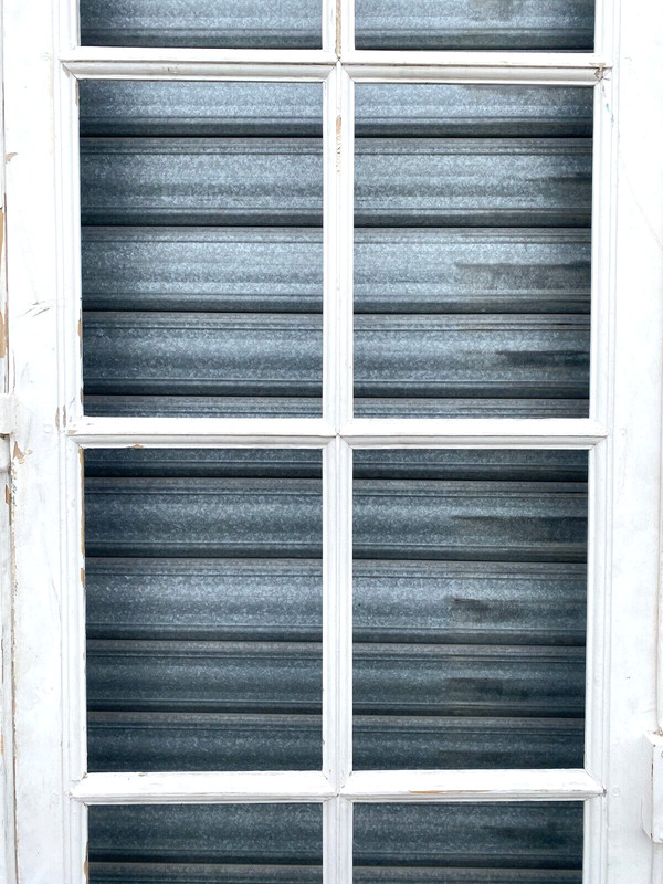 Set of four partition doors in weathered fir