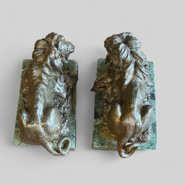 Pair Of Lions In Bronze XIX Period Marble Bases