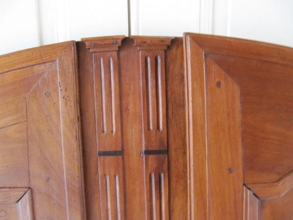 PAIR OF REGIONAL WARDROBE DOORS IN LOUIS XVI PERIOD 