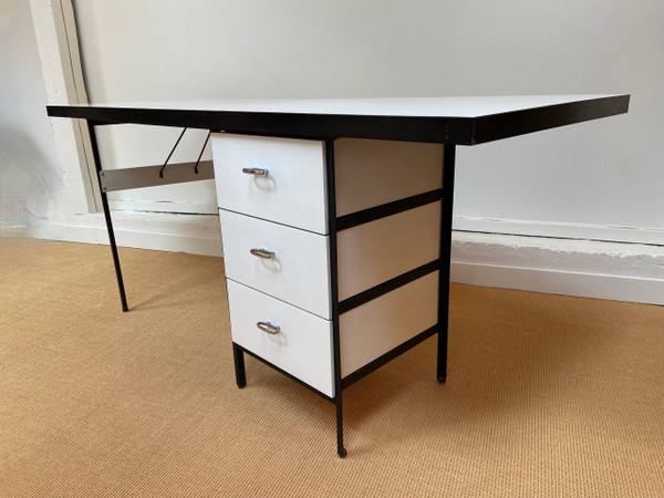 Large white and black desk designed by Georges Nelson and edited by Herman Miller