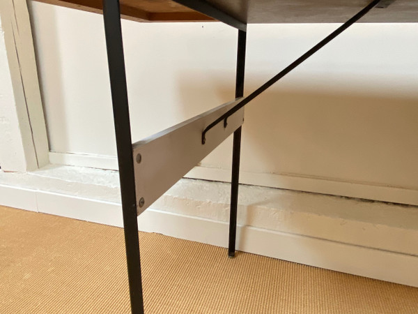 Large white and black desk designed by Georges Nelson and edited by Herman Miller