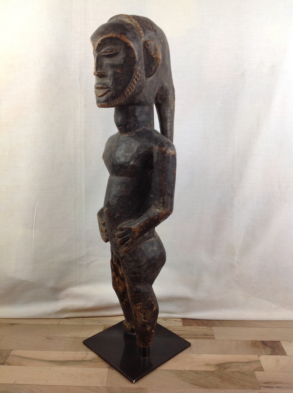 Very beautiful Hemba statue from the Democratic Republic of Congo, old.