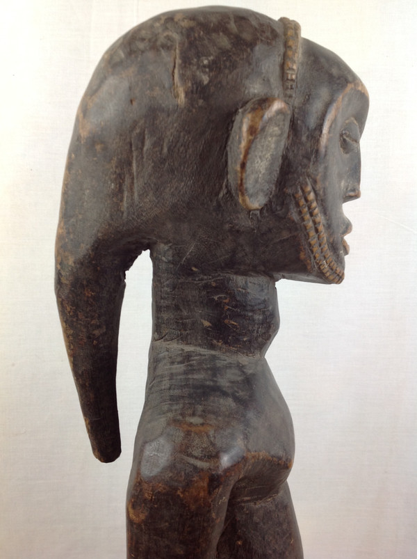 Very beautiful Hemba statue from the Democratic Republic of Congo, old.