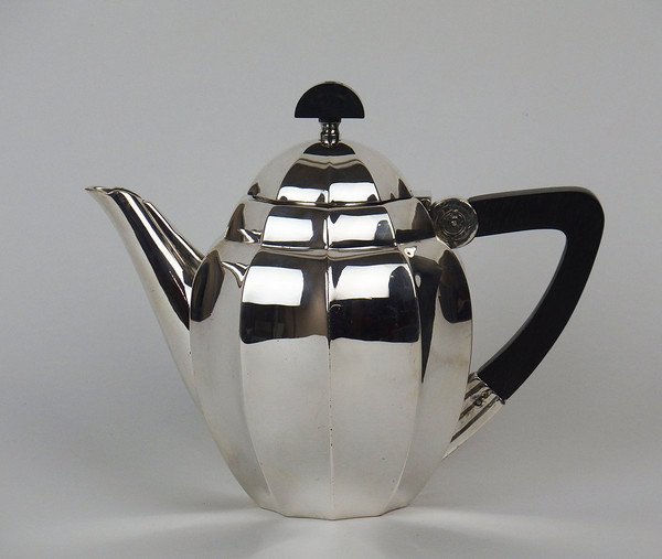 Tea and Coffee Service by Maurice Dufrene for Gallia/Christofle