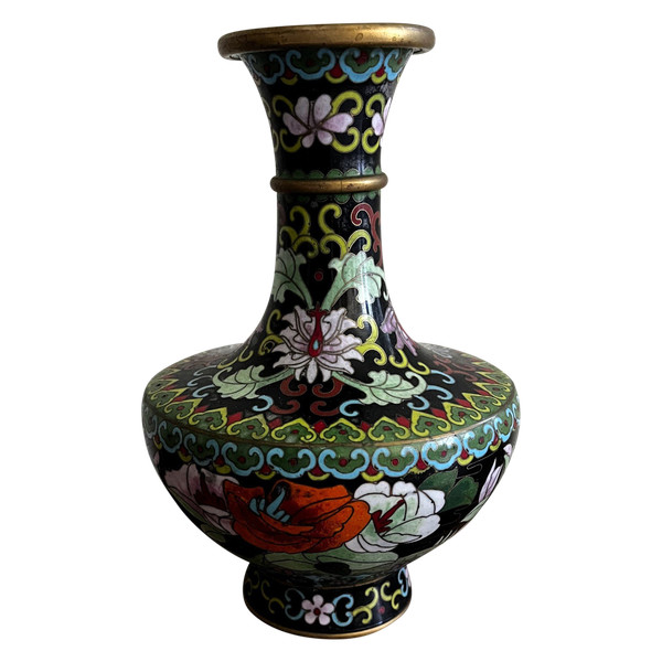 Vase cloisonné ancien, fin XIXème siècle, en excellent état.