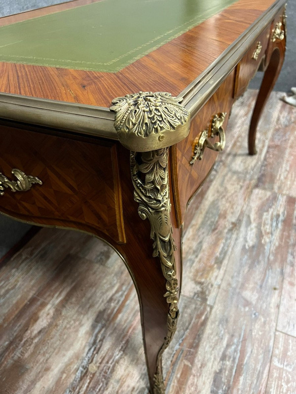 Based on the creations of Charles Cressent: double-sided minister's desk in rosewood circa 1900.