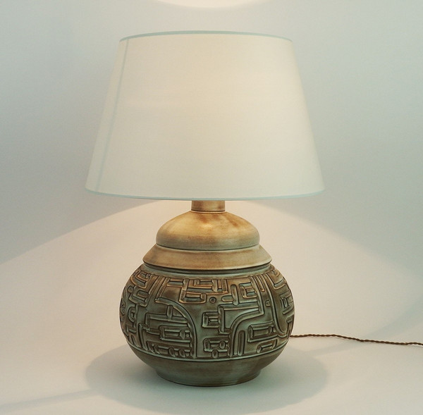 Lampada in ceramica di Marius Bessone