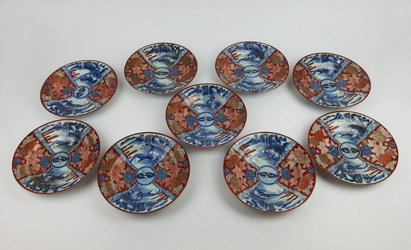 Ensemble De 9 Assiettes Creuses Et Deux Assiettes Plates  Imari